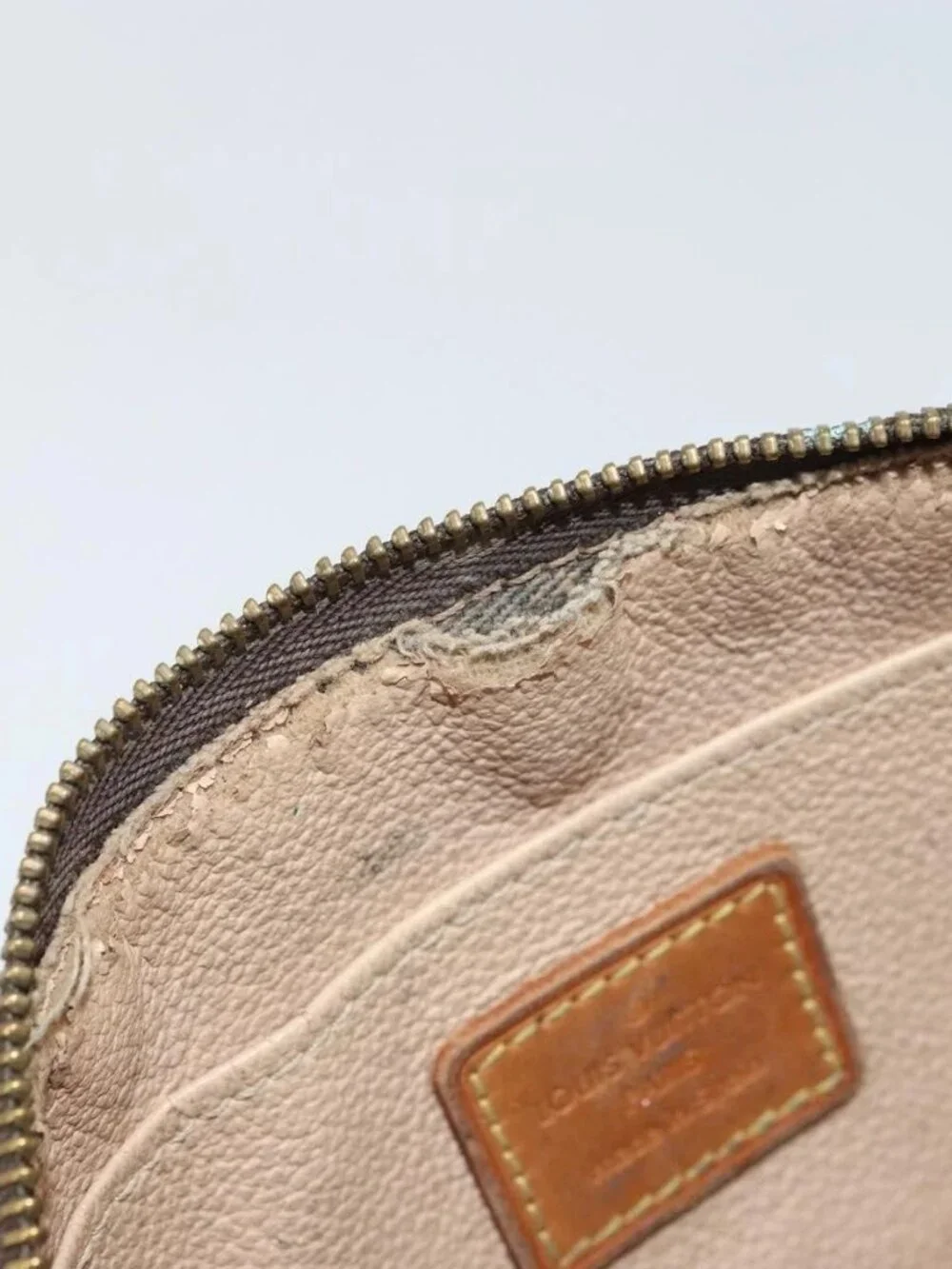 LOUIS VUITTON Monogram Pochette Cosmetic PM Pouch M43998 LV Auth 159485